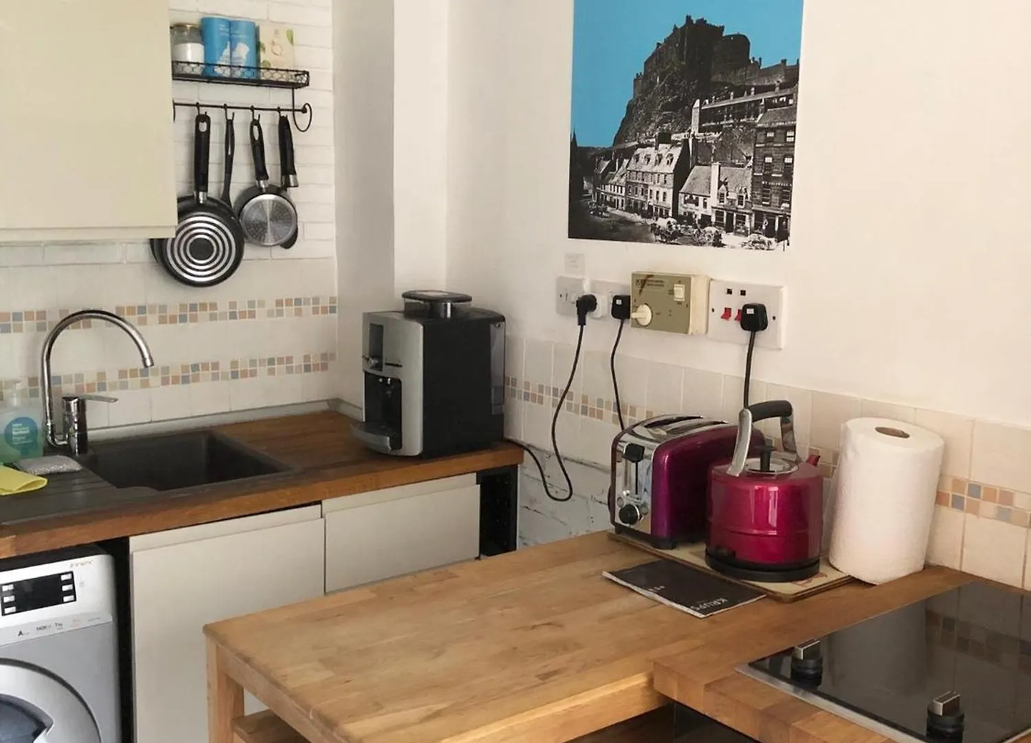 Castle View&Grassmarket Studio Flat With Luxury Bathroom Edinburgh 0*,  United Kingdom