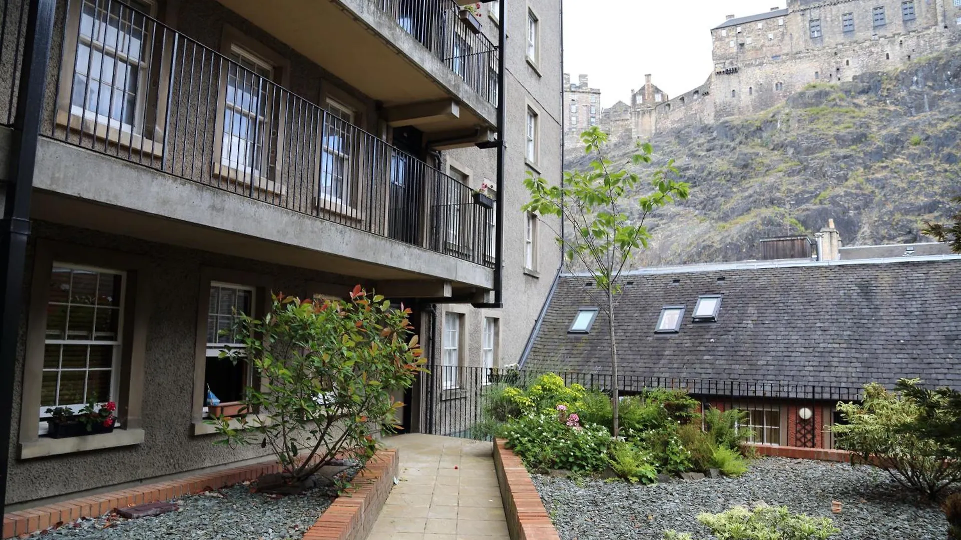 Castle View&Grassmarket Studio Flat With Luxury Bathroom Edinburgh 0*,